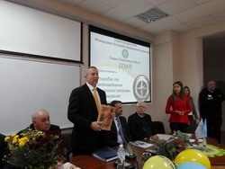 В Навчально-науковому інституті менеджменту та психології УМО НАПН України відбувся міжнародний науково-практичний семінар-тренінг "Виховання характеру"