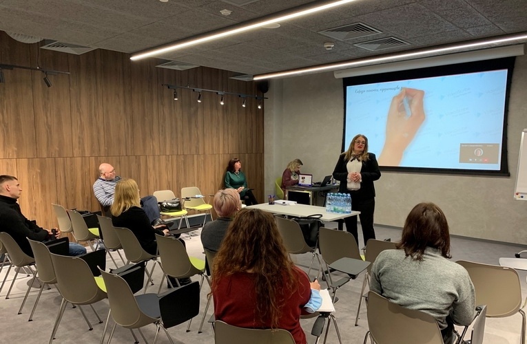 Натисніть для перегляду збільшеного зображення