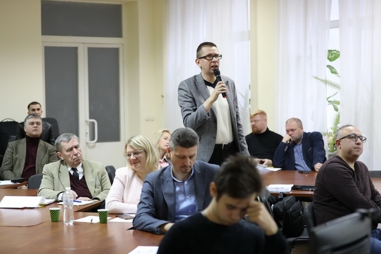 Натисніть для перегляду збільшеного зображення