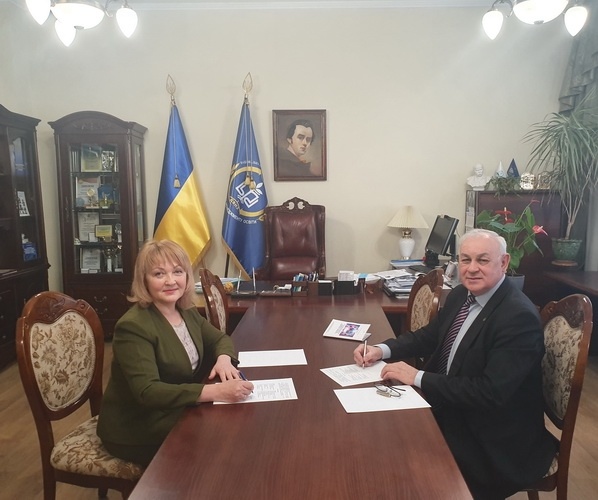 Натисніть для перегляду збільшеного зображення