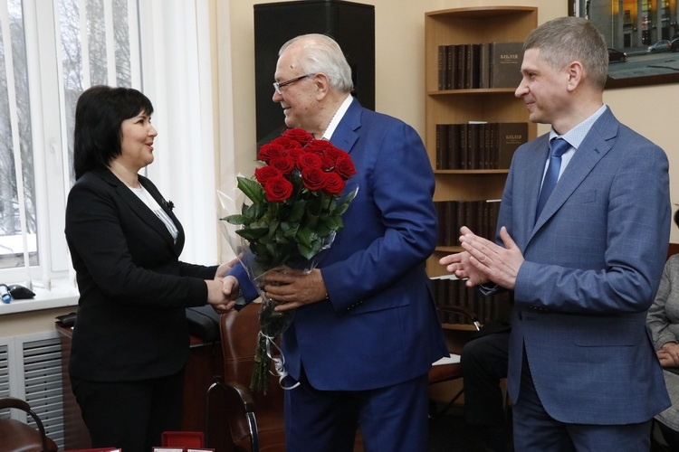 Натисніть для перегляду збільшеного зображення