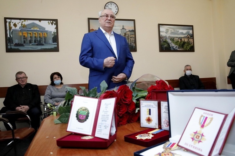 Натисніть для перегляду збільшеного зображення