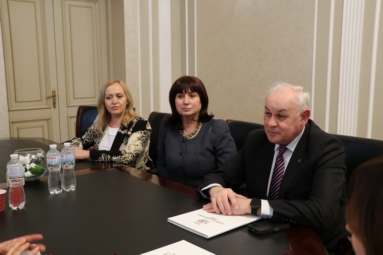 Натисніть для перегляду збільшеного зображення