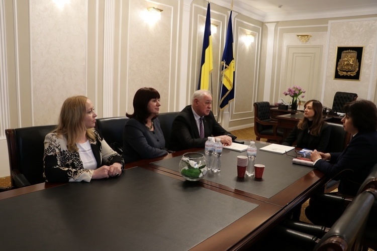 Натисніть для перегляду збільшеного зображення