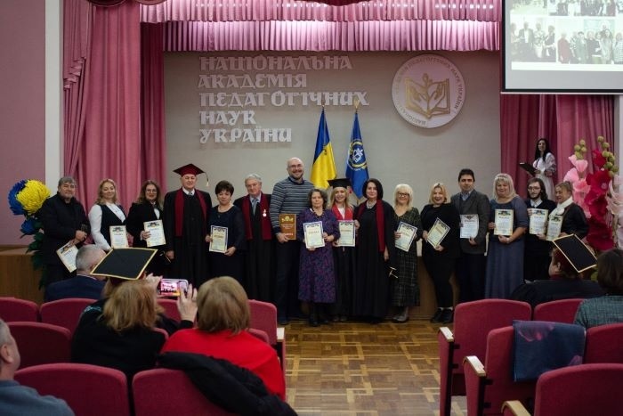 Натисніть для перегляду збільшеного зображення