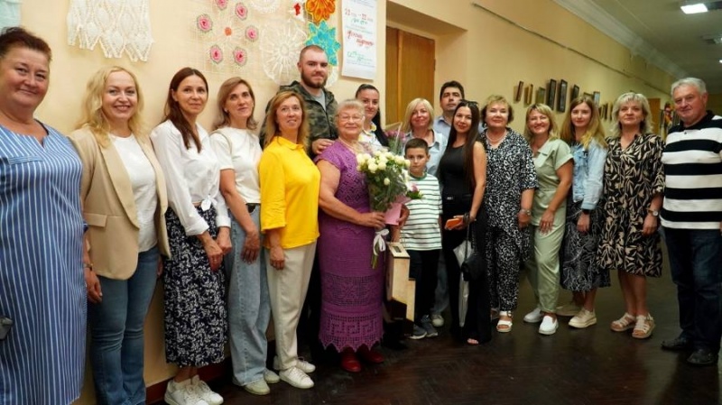 Натисніть для перегляду збільшеного зображення