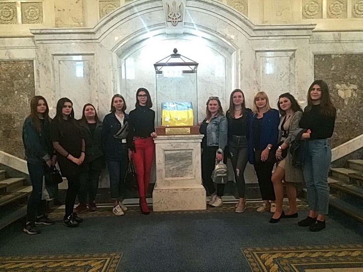 Натисніть для перегляду збільшеного зображення