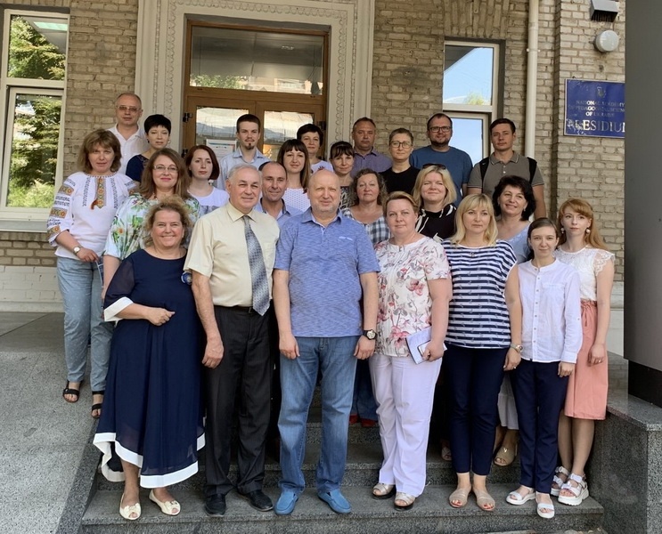 Натисніть для перегляду збільшеного зображення