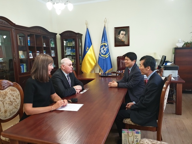 Натисніть для перегляду збільшеного зображення