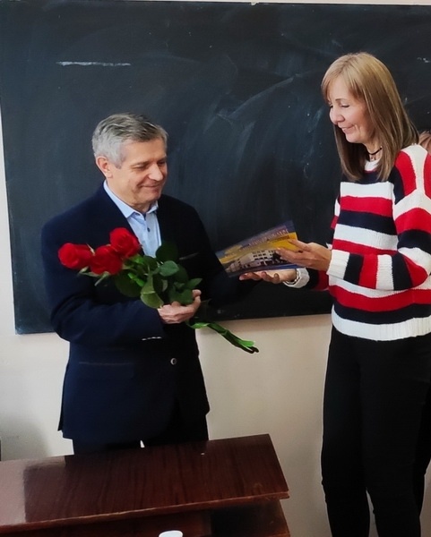 Натисніть для перегляду збільшеного зображення