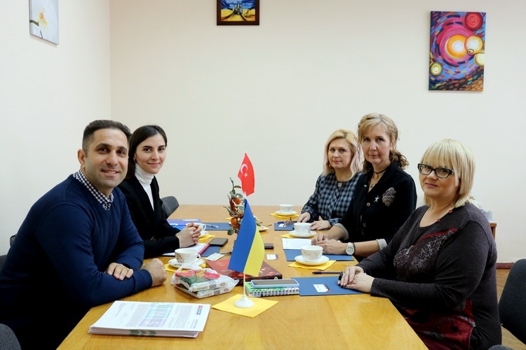 Натисніть для перегляду збільшеного зображення