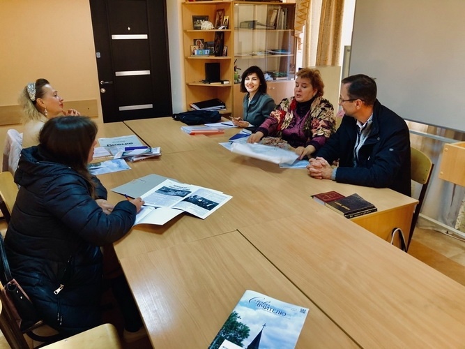 Натисніть для перегляду збільшеного зображення