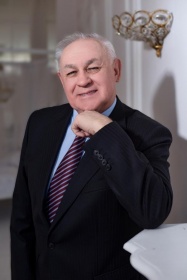 ВІТАННЯ РЕКТОРУ МИКОЛІ КИРИЧЕНКУ З НАГОДИ ДНЯ НАРОДЖЕННЯ